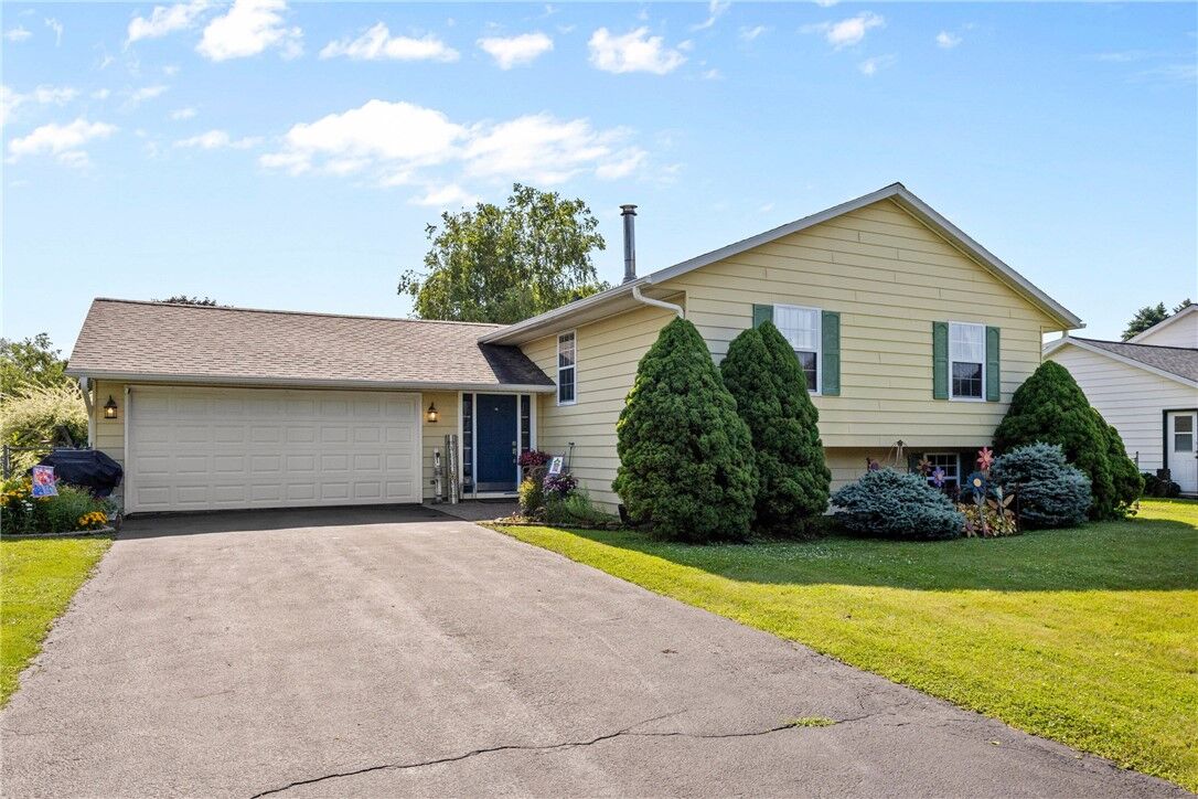 Property Photo:  7980 Cedarwood Drive  NY 13440 