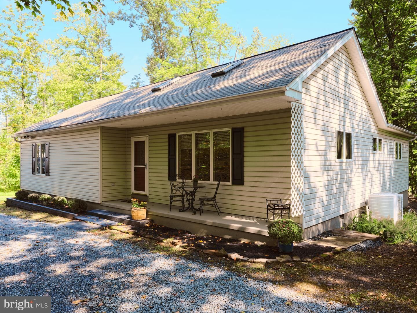 Property Photo:  2795 Hill Road  PA 18960 