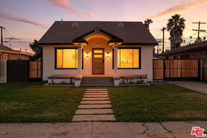 4340 2nd Ave  Los Angeles CA 90008 photo