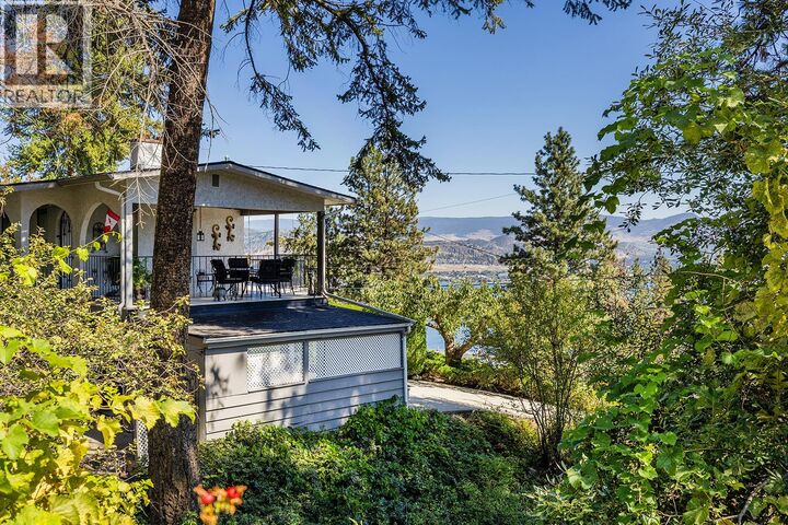 1459 Scott Crescent  West Kelowna BC V1Z 2R9 photo