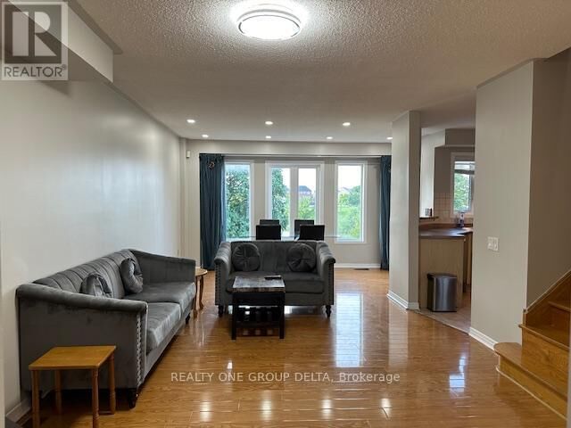 Property Photo: 63D View Green, Single Bedrm Crescent ON M9W 7E1
