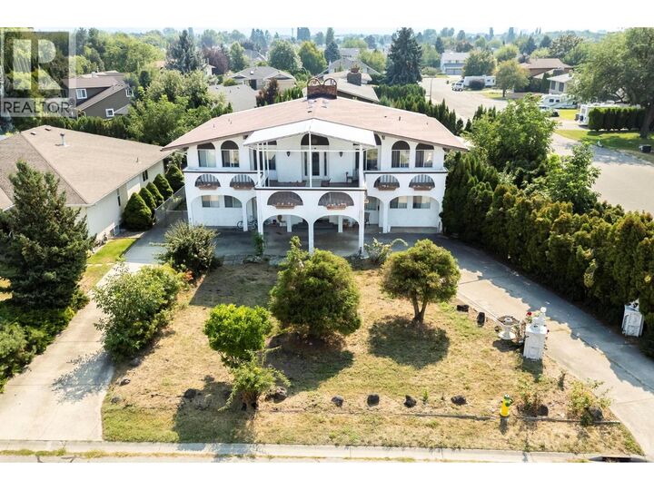 2295 Rhondda Court  Kelowna BC V1Y 7Y2 photo