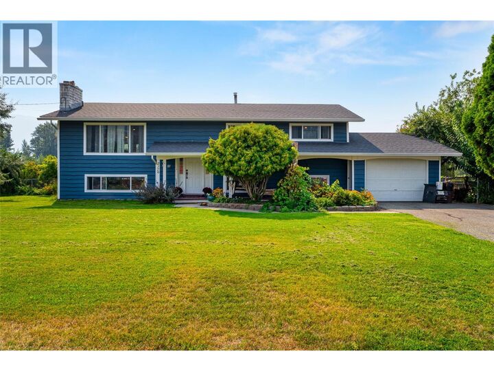 Property Photo: 2176 Blackwell Avenue BC V1K 1J8