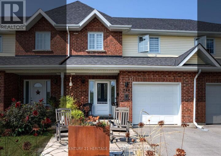 244 River Street  Gananoque ON K7G 2P7 photo