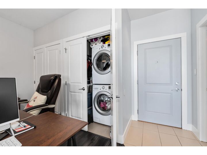 Property Photo: 2970 King George 421 BC V4P 0E6