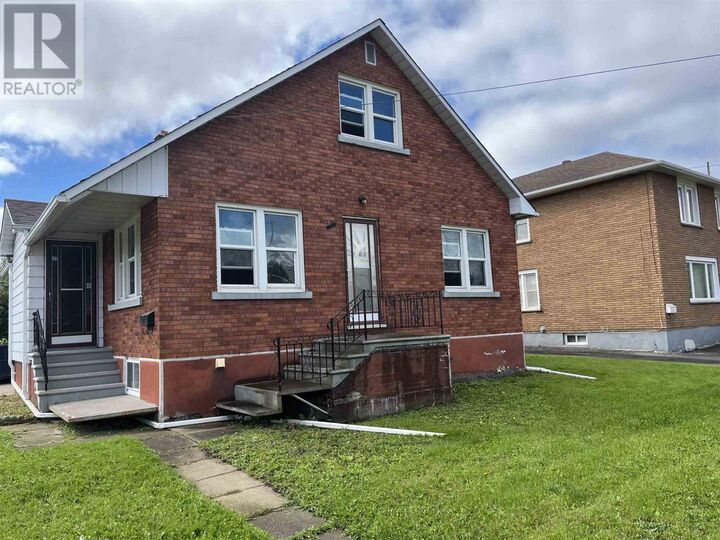 Photo de la propriété: 175 Henrietta Ave ON P6C 2A2