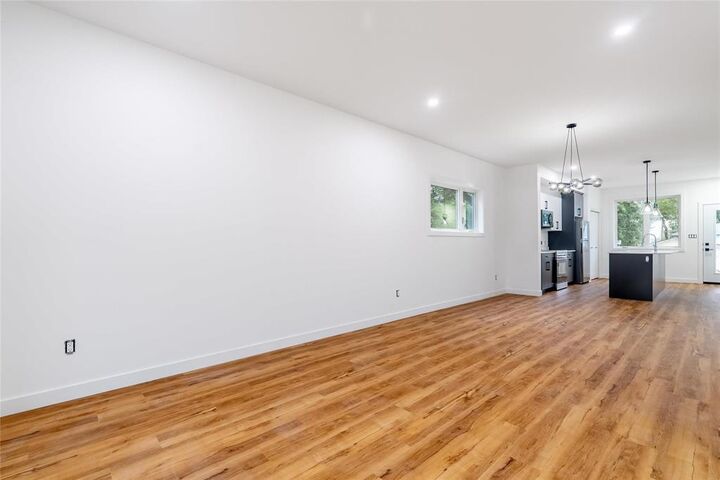 Photo de la propriété: 1339 Edderton Avenue MB R3T 0X9