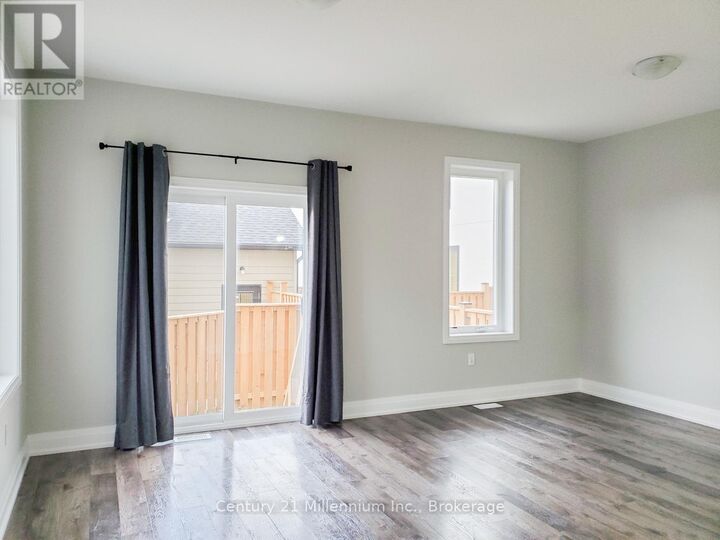 Property Photo: 7 Stonehart Lane 19 ON L4M 7E8