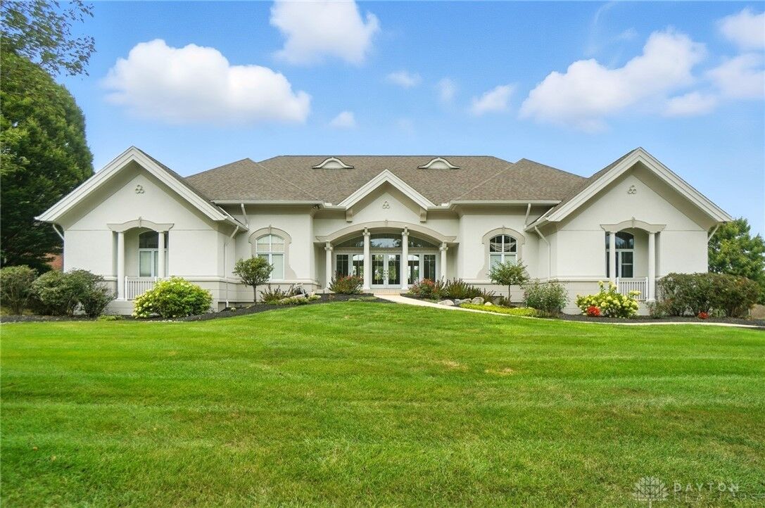Property Photo:  2284 Annandale Place  OH 45385 