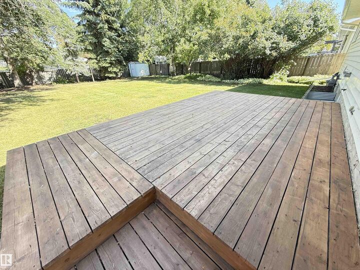 Property Photo:  142 Garnet Road  AB T8A 2S7 