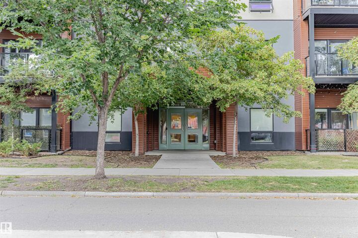 Property Photo: 10006 83 Avenue NW 204 AB T6E 2C2