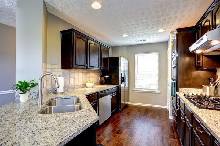 Property Photo:  3925 Kesler Court NE  GA 30040 
