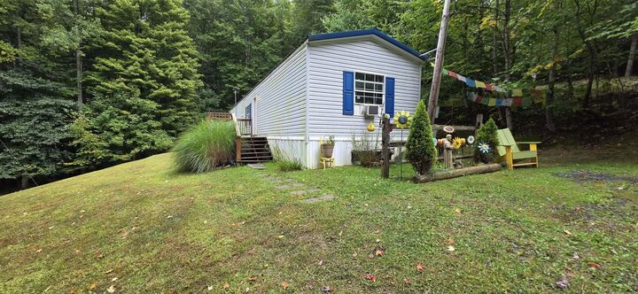 2984 Runa Rd  Mt. Nebo WV 26679 photo