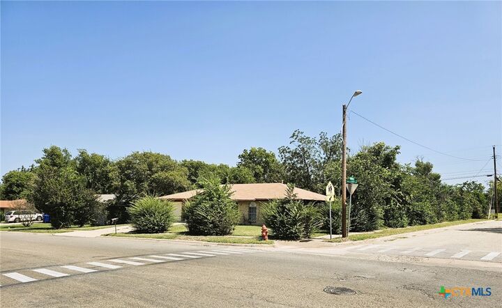 Property Photo:  305 Williams Street  TX 76522 