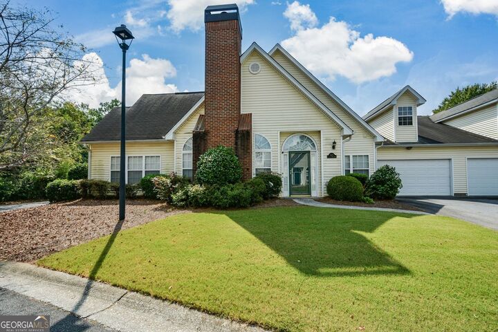 Property Photo:  1471 Settlers Walk Way SW 5  GA 30060 