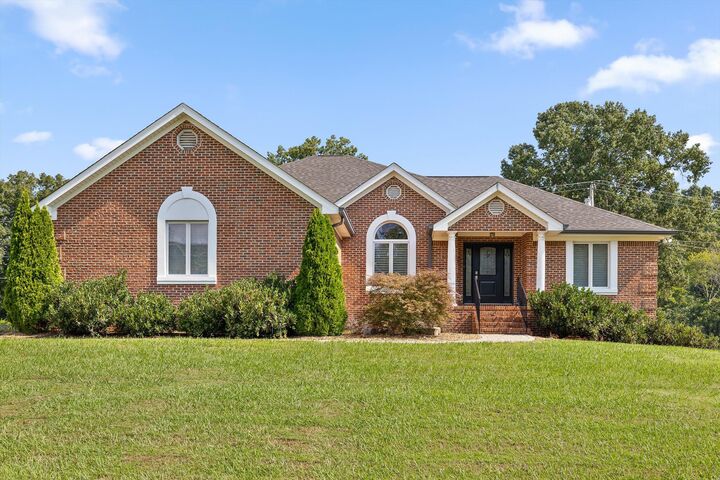 Property Photo: 3240 Waterfront Drive TN 37419