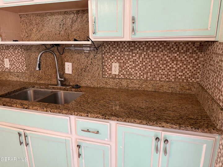 Property Photo:  5712 Arrowhead Drive  TX 79924 