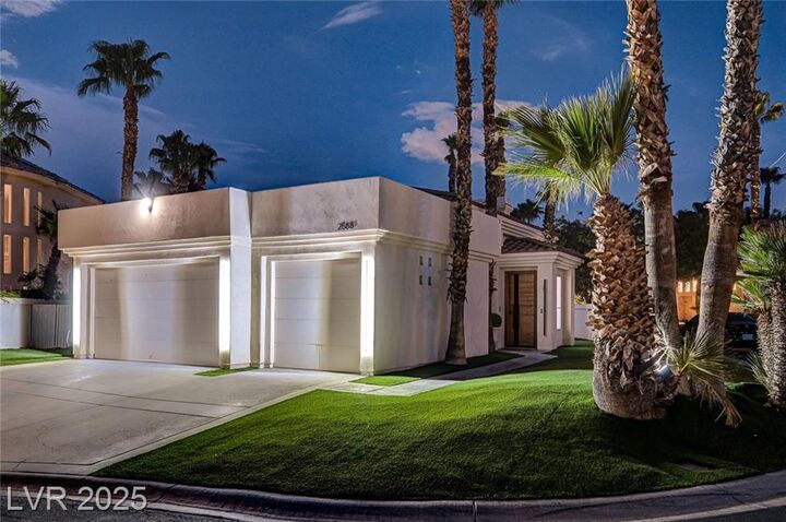 Property Photo: 2588 Sun Reef Road NV 89128