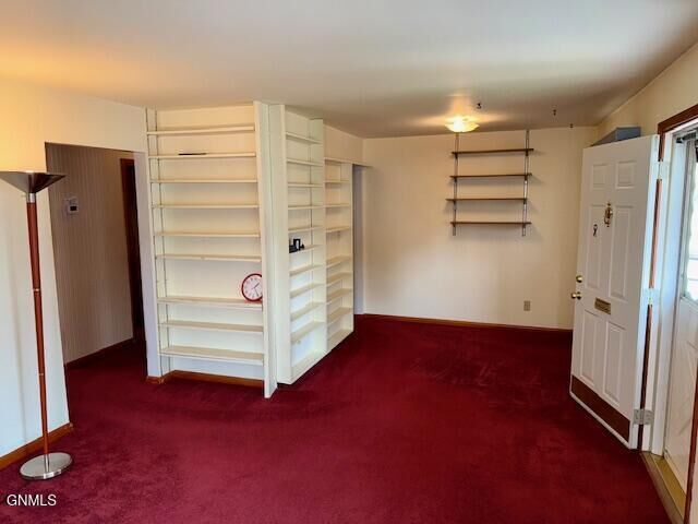 Property Photo:  818 19th Street  ND 58501 