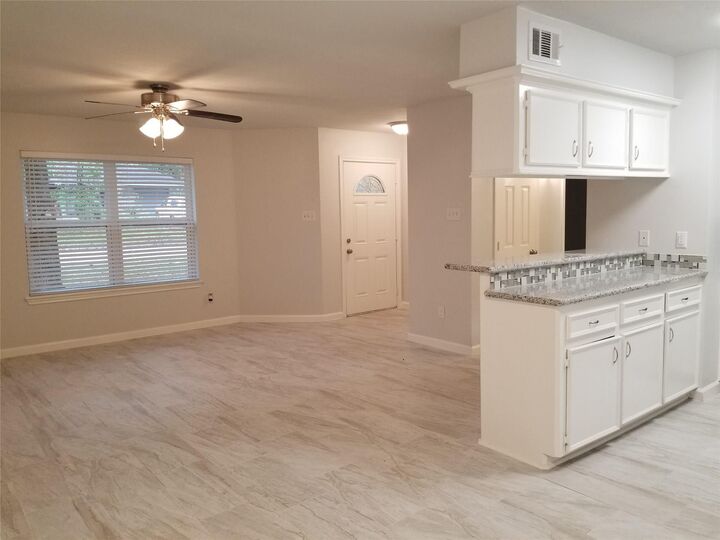 Property Photo:  237 N Forest Drive  TX 77378 