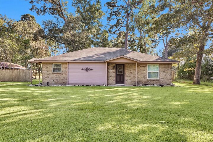 Property Photo: 119 Pavey Circle TX 77358