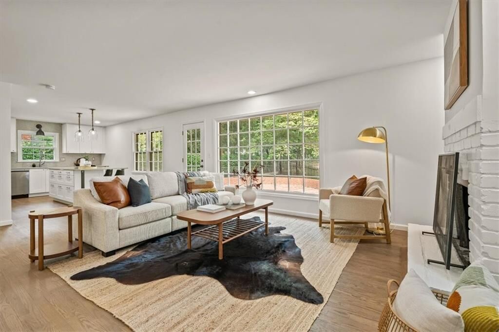 Property Photo: 8101 Rosewood Drive KS 66208