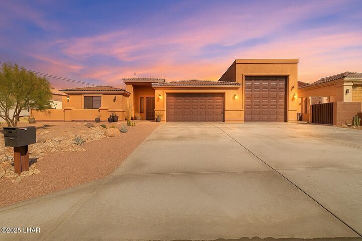 2871 Corral Dr  Lake Havasu City AZ 86404 photo