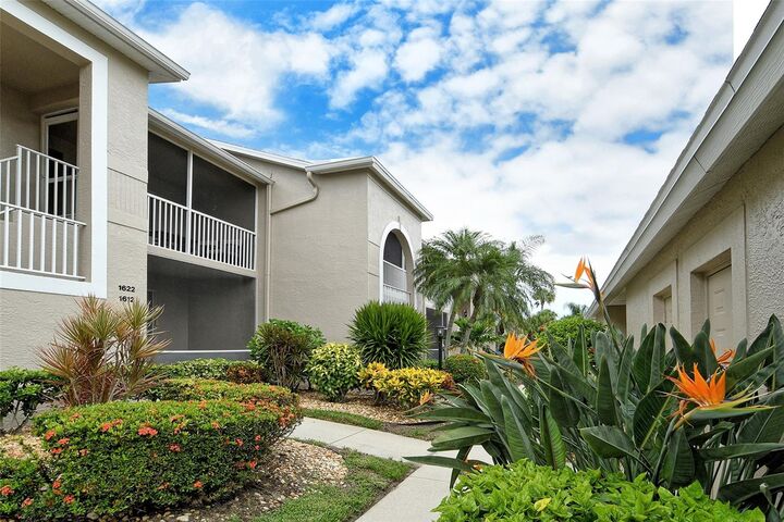 Property Photo:  9560 High Gate Drive 1622  FL 34238 