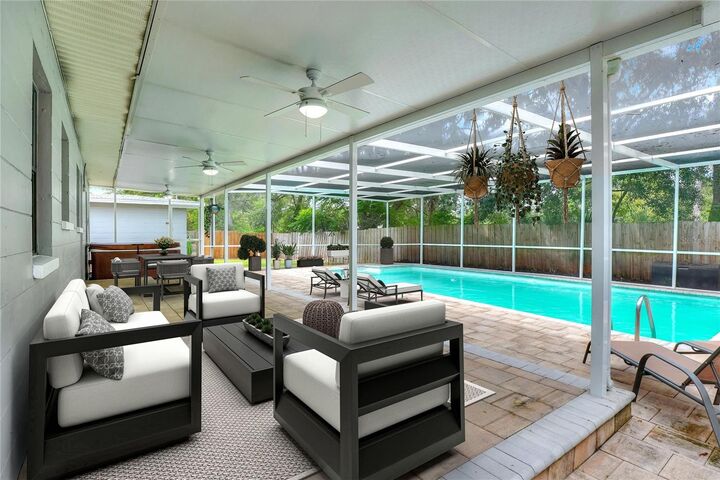 Property Photo: 510 Hillside Drive FL 33803
