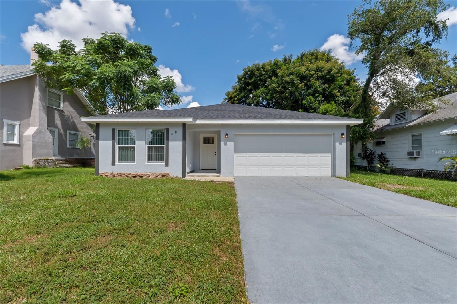 Property Photo: 319 Avenue A FL 33881