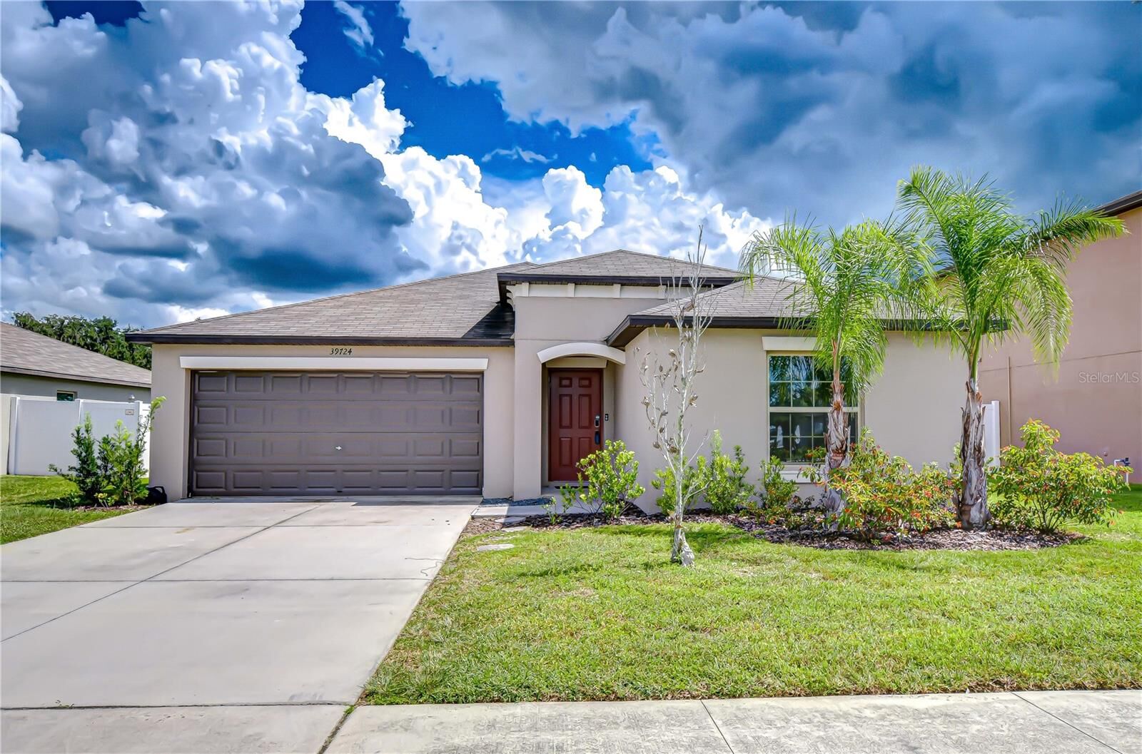 Property Photo:  39724 Harmon Grove Court  FL 33540 