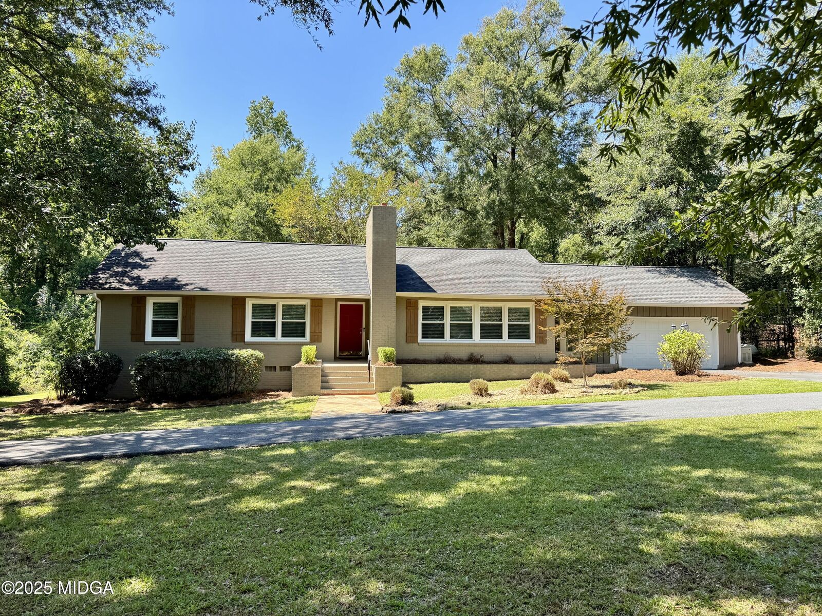 Property Photo: 806 Wesleyan Drive GA 31210
