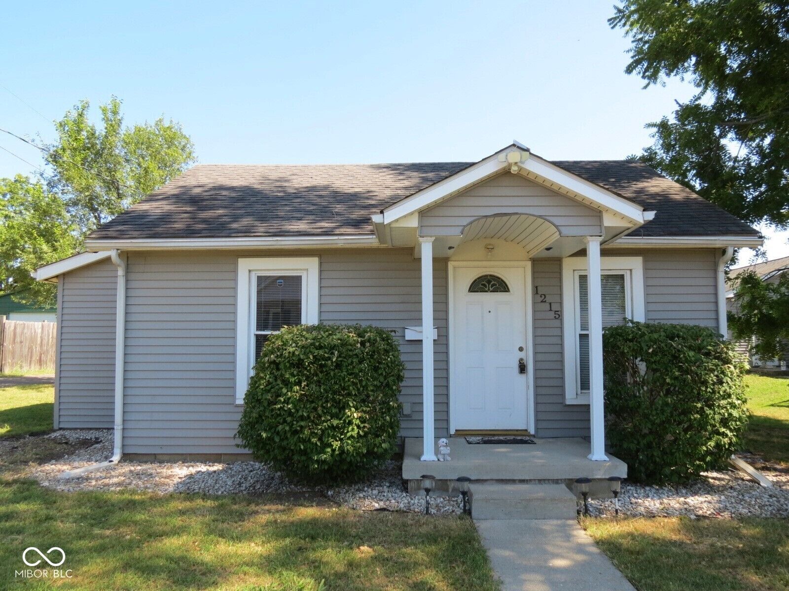 Property Photo: 1215 Iowa Street IN 47201