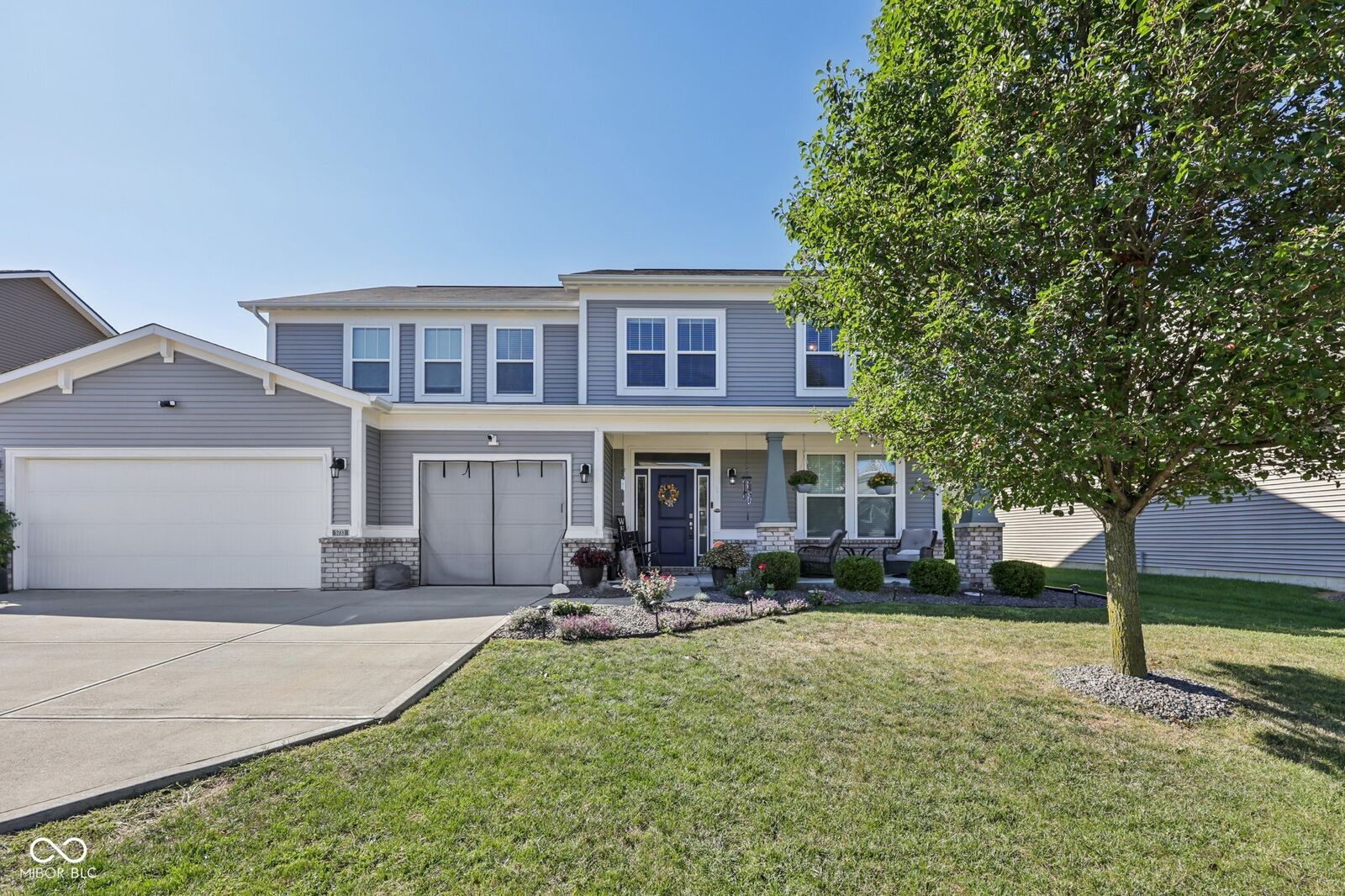 Property Photo: 5733 Masuran Court IN 46168
