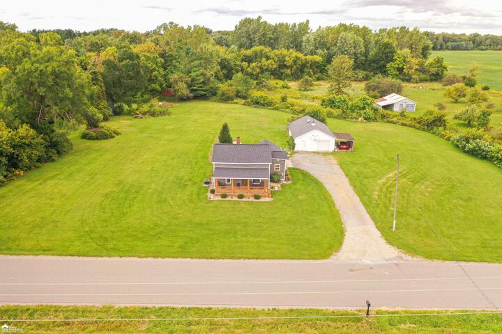 Property Photo:  2492 W Willard Road  MI 48420 