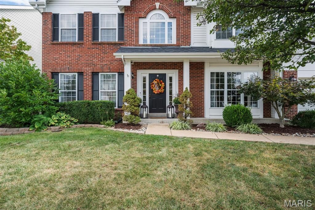 Property Photo: 17024 Westridge Oaks Drive MO 63040