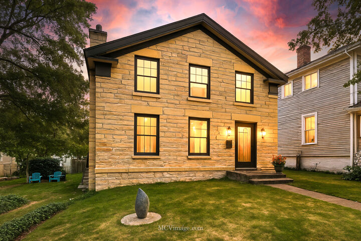 Property Photo:  814 S Washington Street  IL 60441 