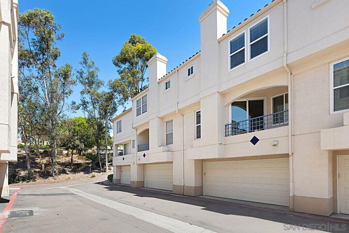 6161 Calle Mariselda 408  San Diego CA 92124 photo
