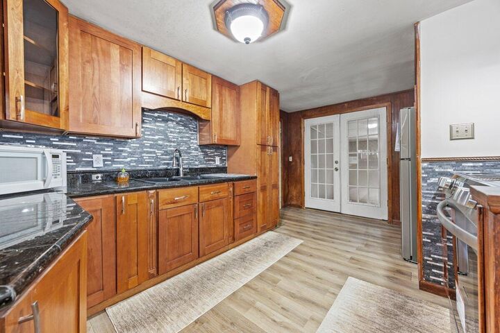 Property Photo:  11 Cassell Street  ME 04240 