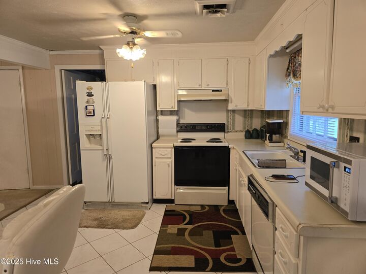 Property Photo:  2416 Bel Air Avenue SE  NC 27893 