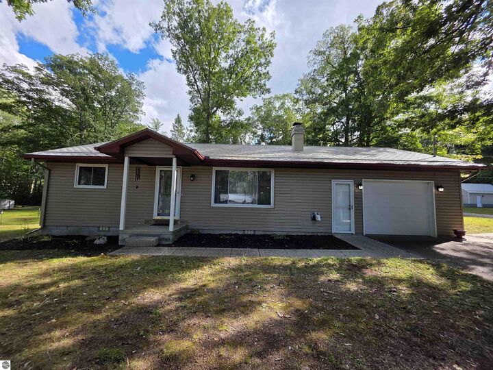 6717 Wickert Road  Hale MI 48739 photo