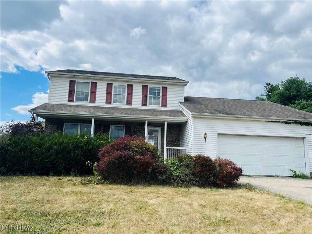 Property Photo:  405 Cunningham Road  OH 44460 