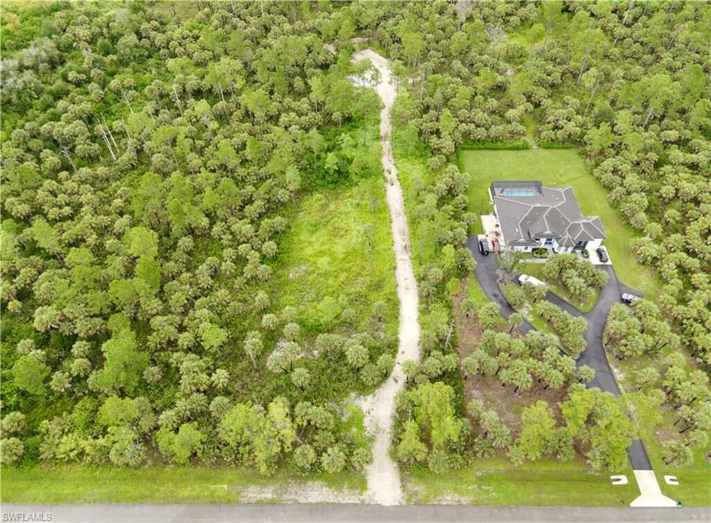 Property Photo: 2643 26th Ave SE FL 34117