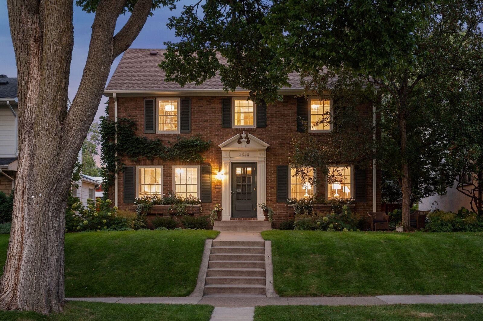 Property Photo:  2825 Drew Avenue S  MN 55416 