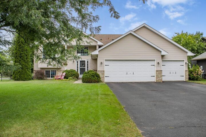 633 Arlo Lane  Lino Lakes MN 55014 photo