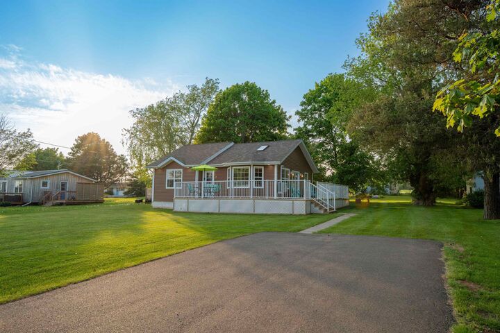 Property Photo:  4 Stirlings Lane  PE C0A 1H1 