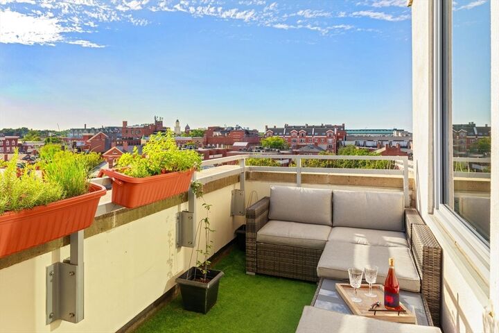 Property Photo:  51 Lafayette St 609  MA 01970 
