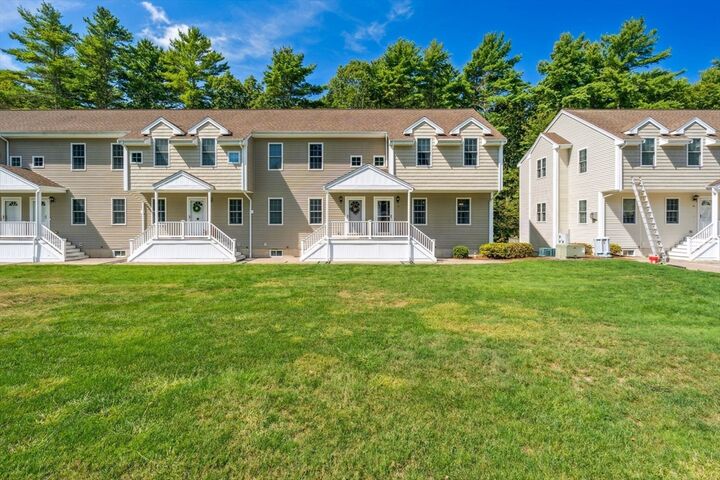 Property Photo:  14 Pineridge Way 14  MA 02346 
