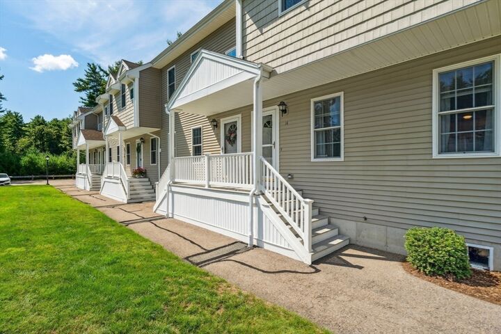 Property Photo:  14 Pineridge Way 14  MA 02346