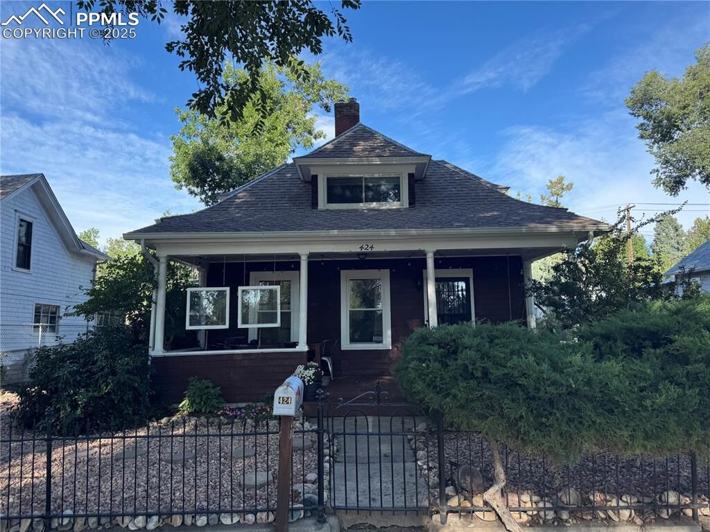 Property Photo: 424 N Walnut Street CO 80905
